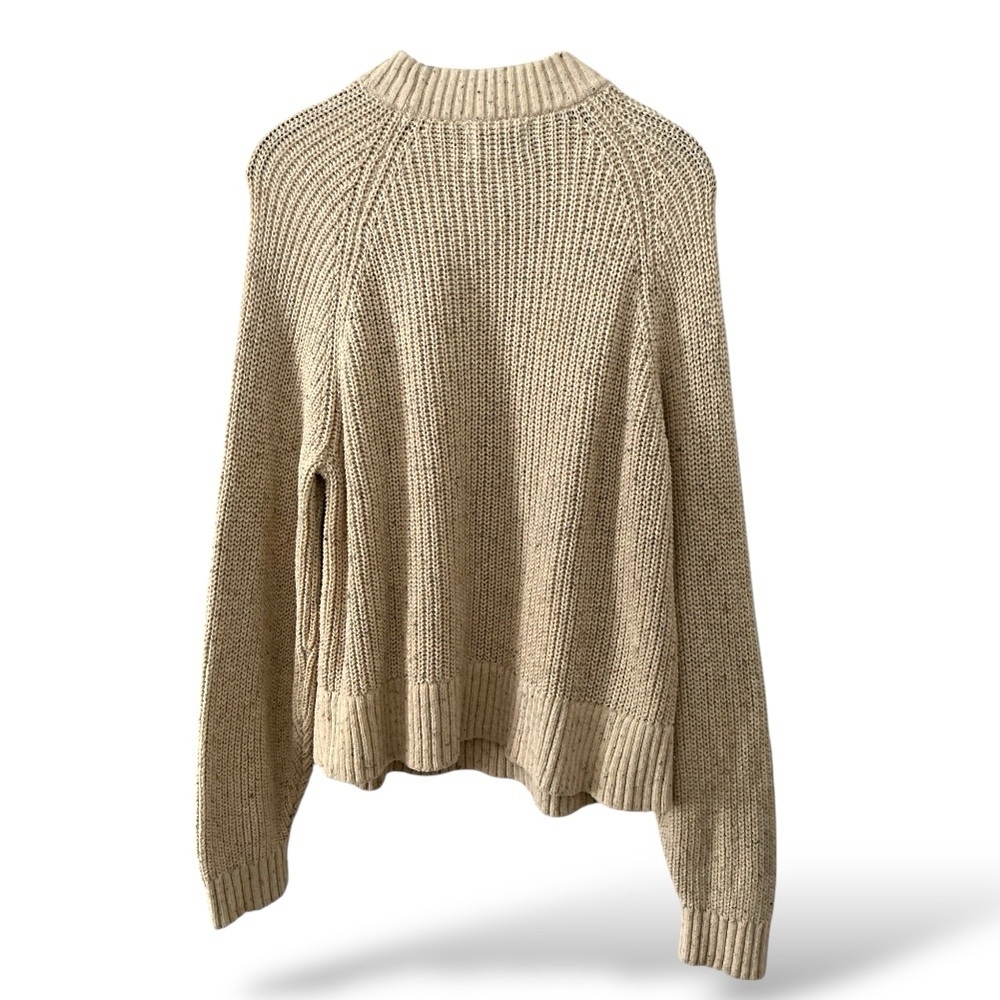 Old Navy shaker crewneck sweater - Picture 3 of 6